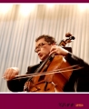 巴特・威廉姆图片:英国大提琴演奏艺术家巴特•威廉姆1